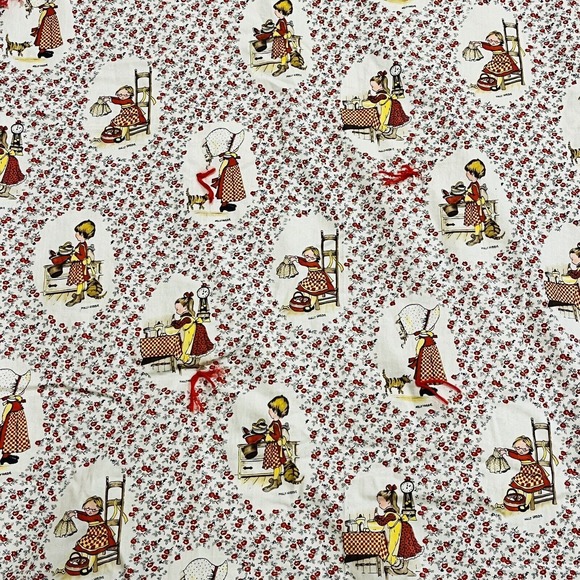 Vtg Homemade Holly Hobbie Throw Blanket Red Floral Fabric Fleece Back Tie Quilt - Picture 1 of 11